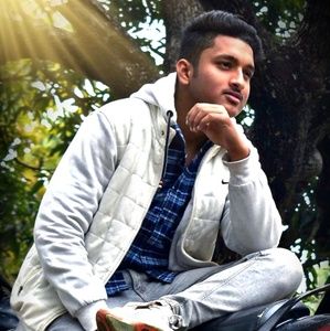 Meet your Posher, Ayush